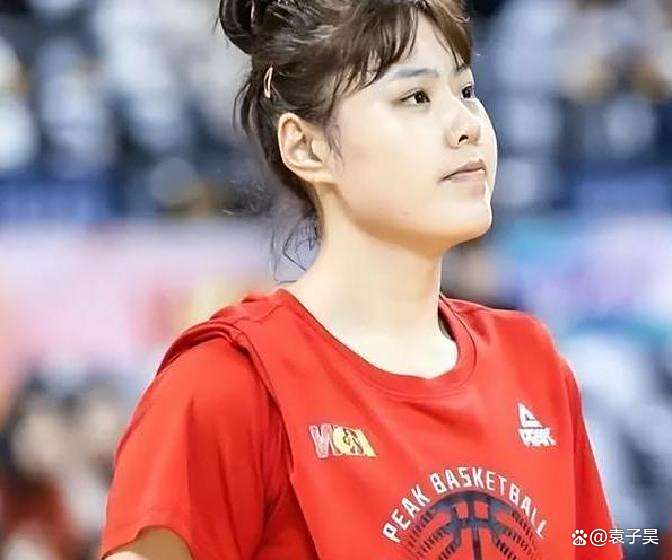 转会飞翼后首秀！李月汝2分2板2助正负值+9(1930来的先生36章微博)