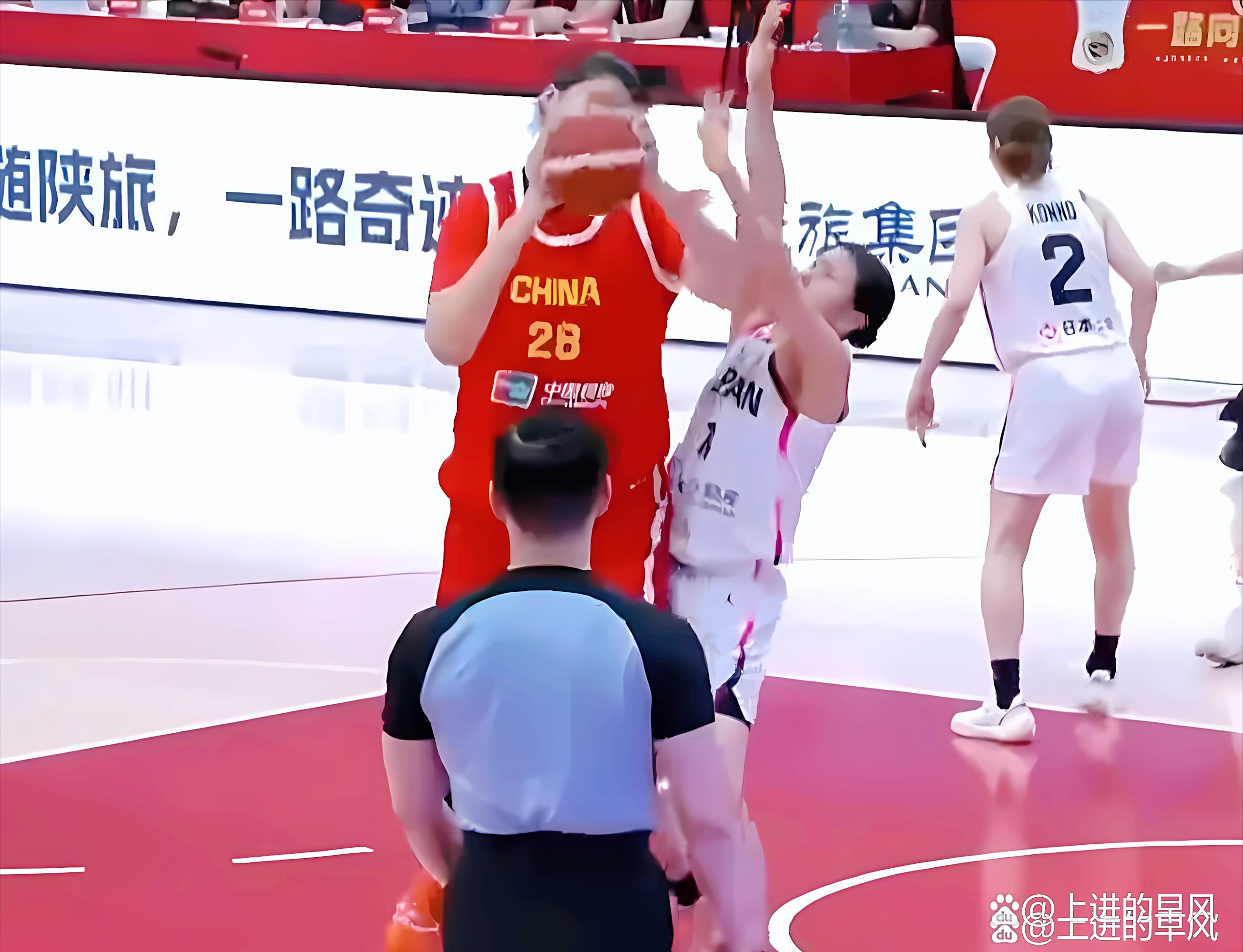 李梦缺席影响大！深圳亚洲杯女篮压力陡增，张子宇或难助阵U19(李梦缺席女篮半决赛)